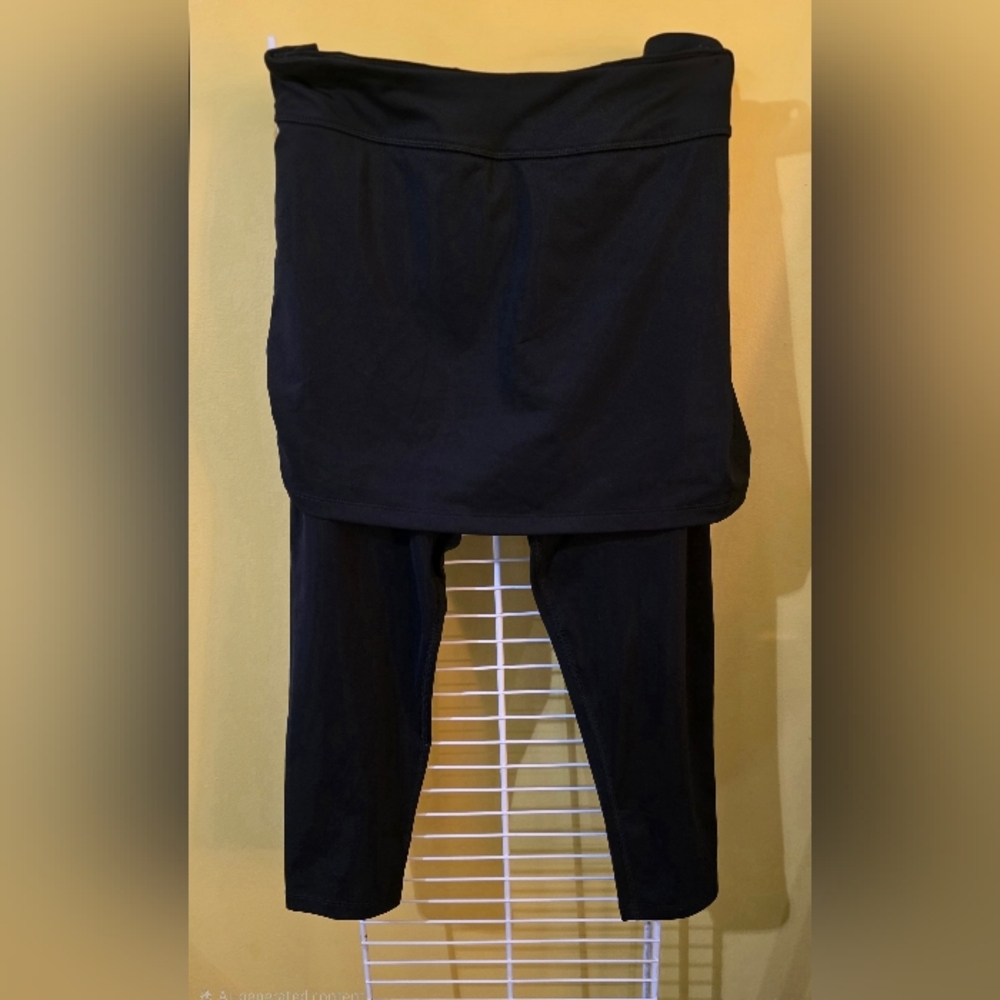 Fila Black Capri Pants